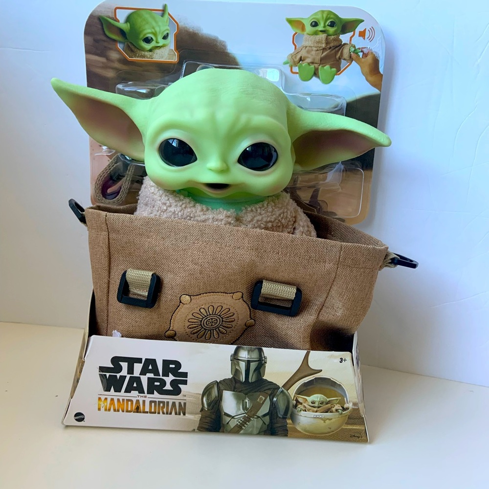 Stars Wars The Madalorian 6.50” The Child Toy by Mattel